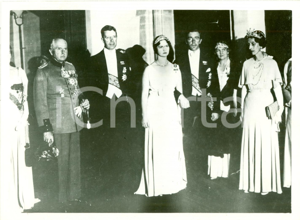Fotografia d epoca originale 1932 COBURG DE Gustavo Adolfo di SVEZIA Sibilla di COBURGOGOTHA dopo matrimonio 1