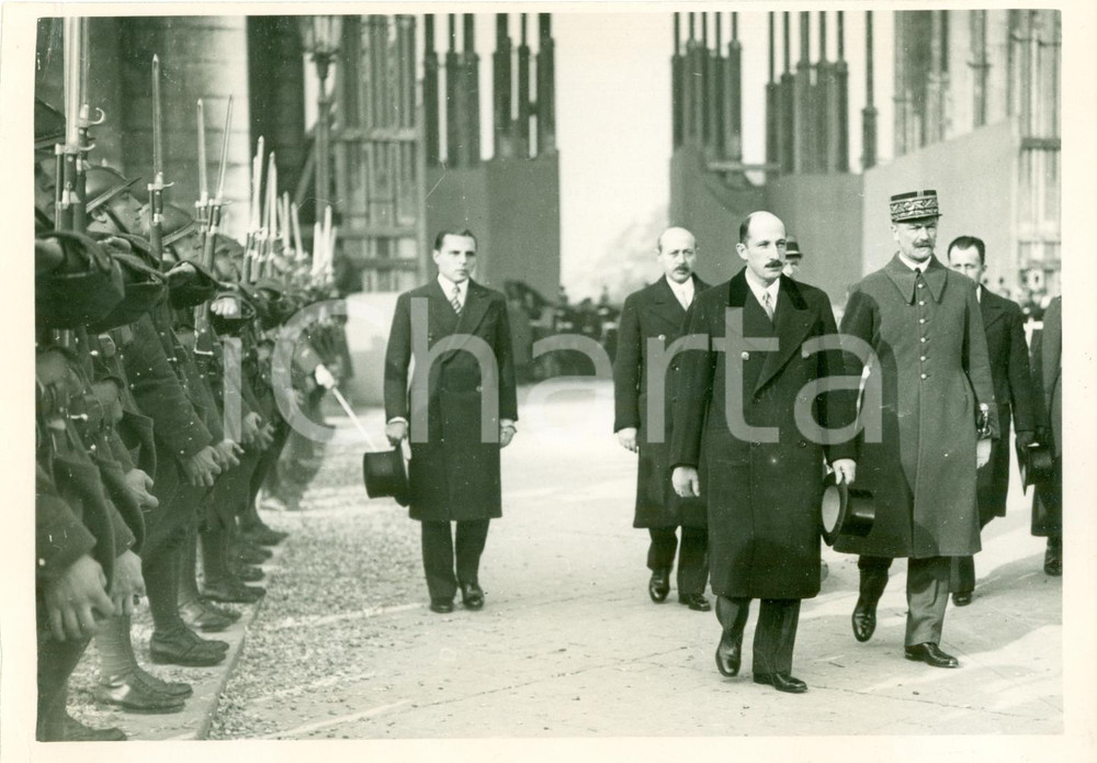 Fotografia d epoca originale 1937 PARIS Boris III de BULGARIE rend hommage au SOLDAT INCONNU Photographie 1