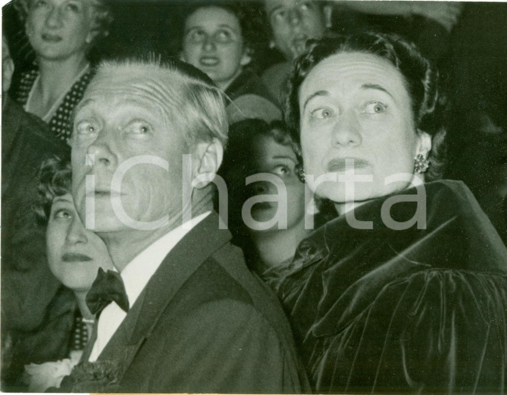 Fotografia d epoca originale 1952 PARIS Edoardo Duca di WINDSOR con moglie Wallis SIMPSON Fotografia 1