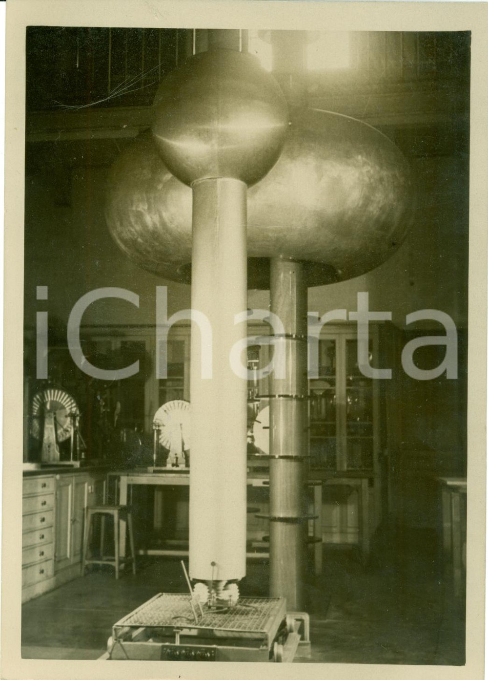 Fotografia d epoca originale 1940 PARIS F Mostruoso generatore del Raggio della Morte Fotografia 1
