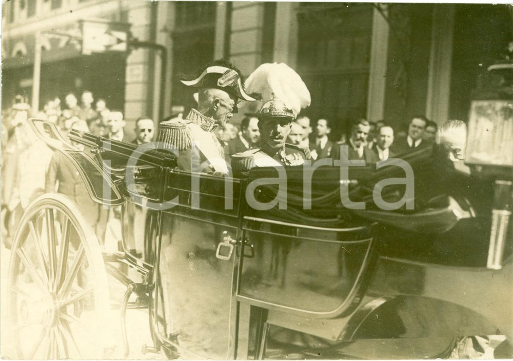Fotografia d epoca originale 1930 ca MADRID Gustavo V di SVEZIA con Alfonso XIII di SPAGNA Fotografia 1