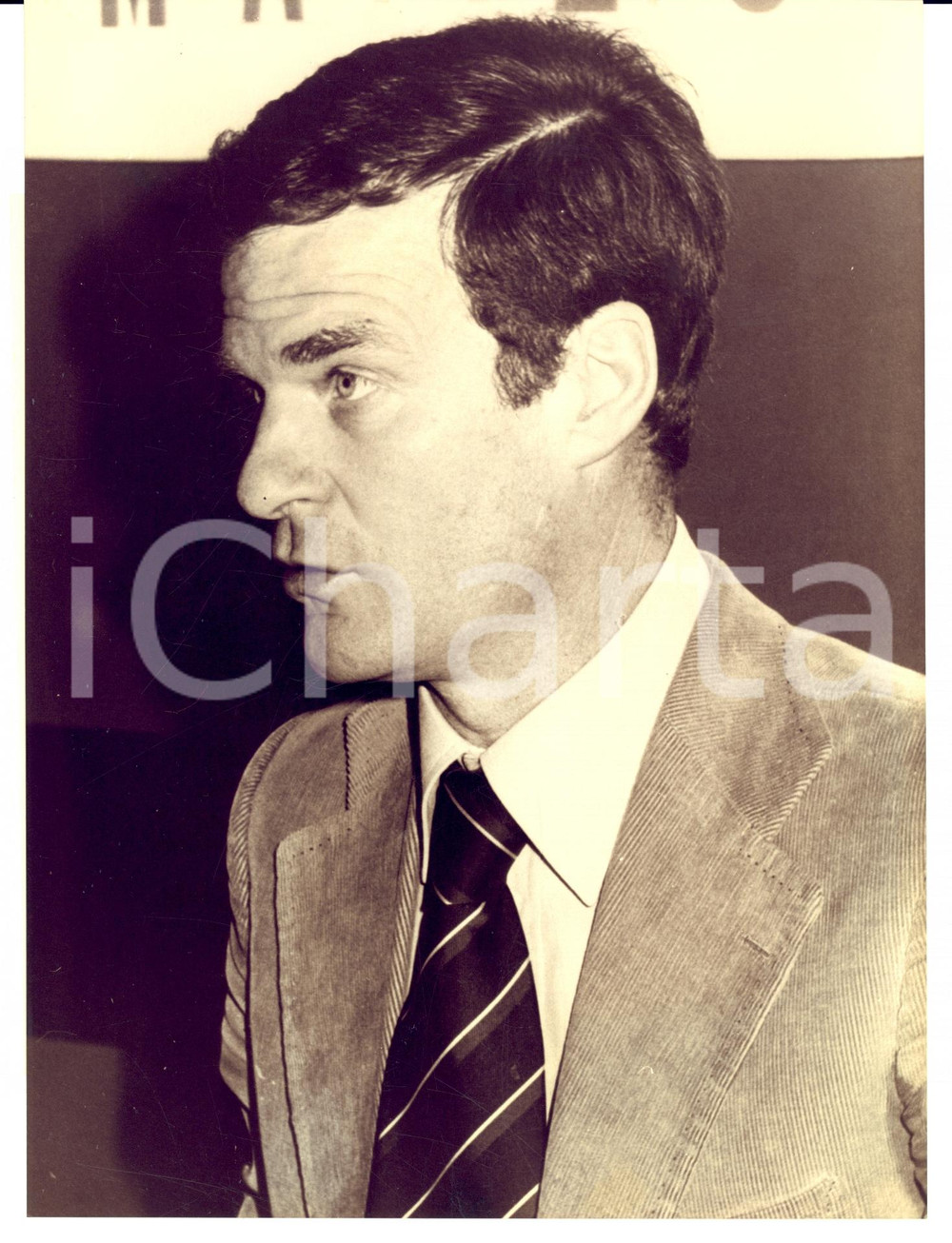 Fotografia d epoca originale 1978 MILANO Sergio CAMPANA porta il calcio in tribunale Foto 1