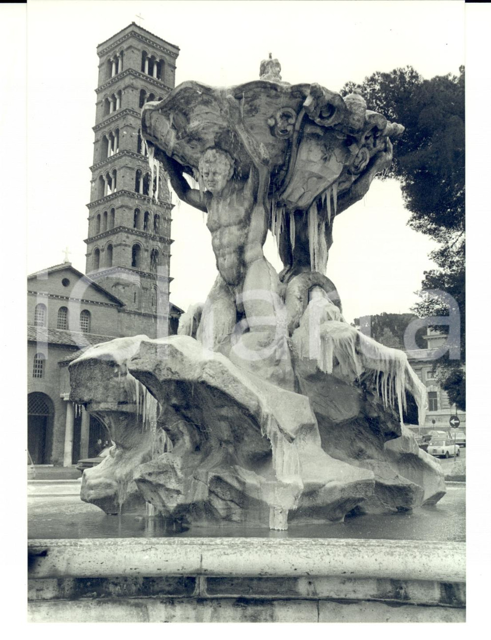 Fotografia d epoca originale 1979 ROMA Fontana del TEMPIO DI VESTA invasa dal ghiaccio Foto 1