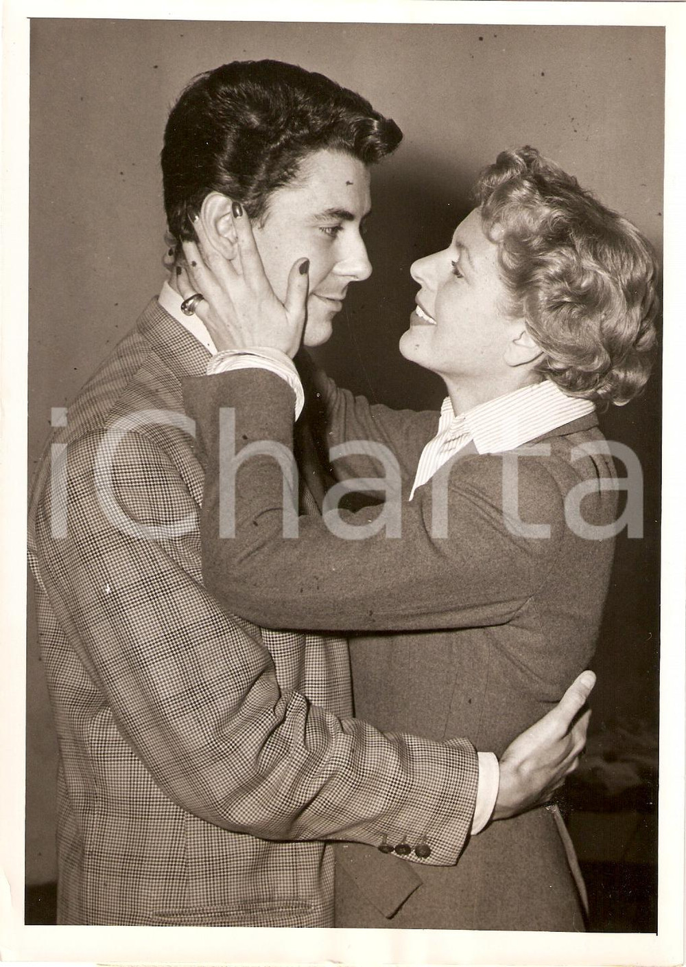 Fotografia d epoca originale 1950 BONNE FETE ESTHER Philippe NICAUD Madeleine ROBINSON Theatre Photo 1