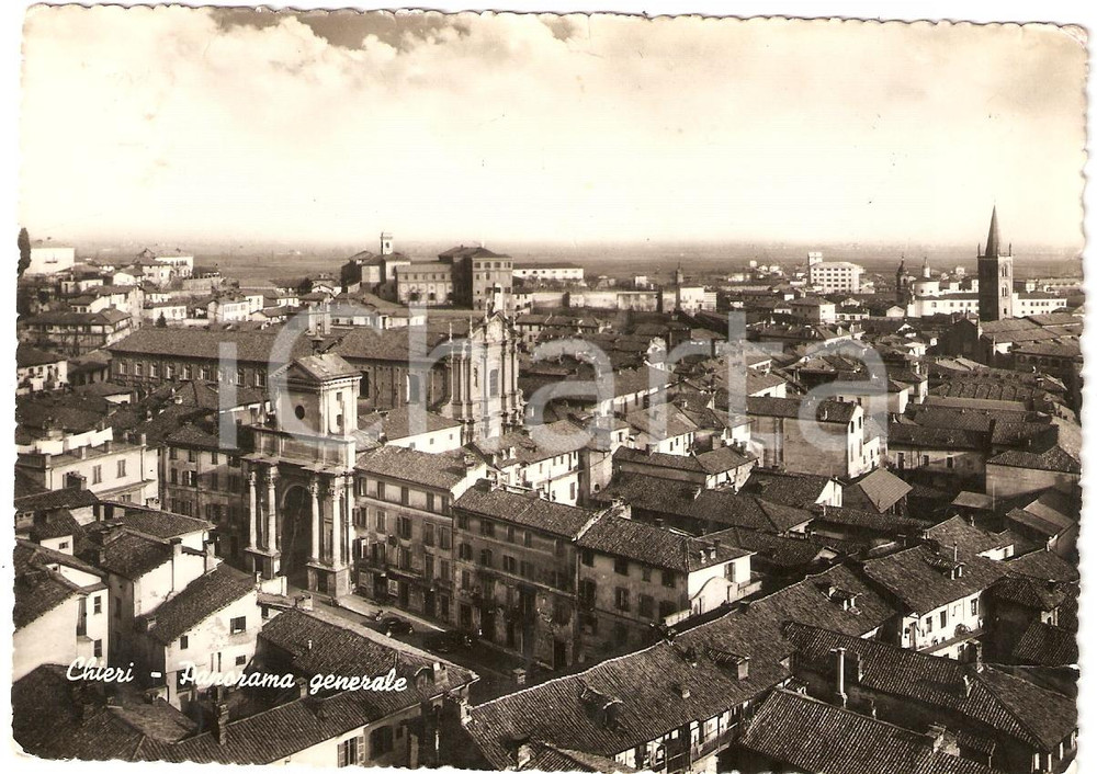 Cartolina originale da collezione 1954 CHIERI TO Veduta panoramica aerea con ARCO TRIONFALE Cartolina FG VG 1