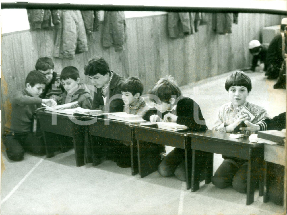 Fotografia d epoca originale 1981 KOLN Alunni turchi alla scuola coranica dell ISLAMISCHE KULTURZENTRUM 1 1