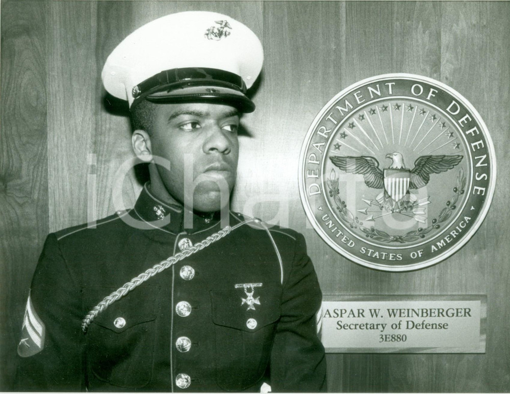 Fotografia d epoca originale 1982 WASHINGTON D.C. USA Soldato di guardia all ufficio di Caspar WEINBERGER 1