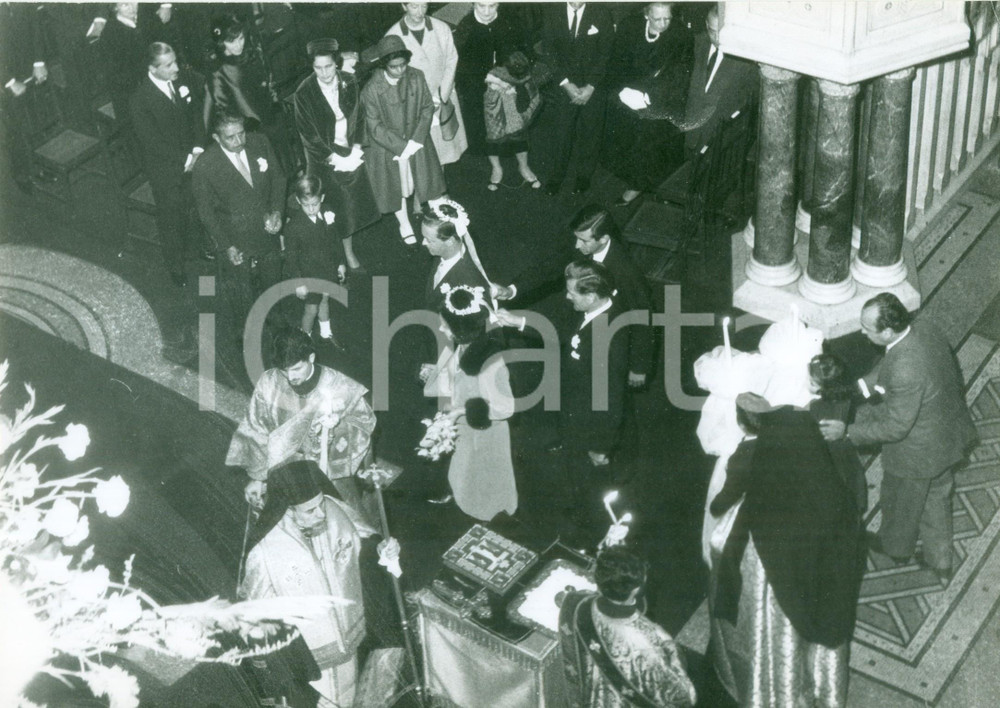 Fotografia d epoca originale 1950 ca LONDON Duchi del KENT a una cerimonia religiosa ortodossa Fotografia 1