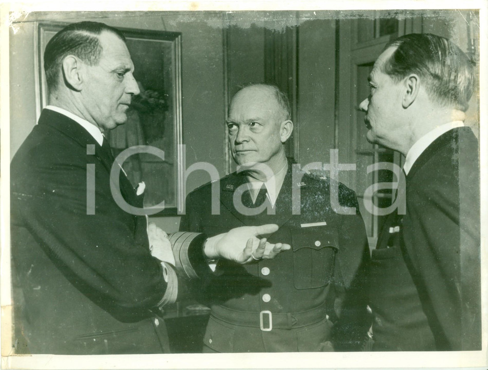 Fotografia d epoca originale 1945 COPENAGHEN Dwight EISENHOWER con Federico X di DANIMARCA ad AMALIENBORG 1