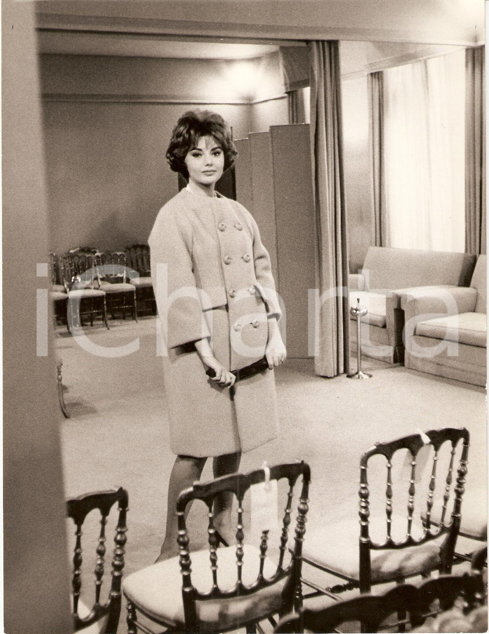 Fotografia d epoca originale 1960 ca CINEMA Sylva KOSCINA prova costume di scena Fotografia 1