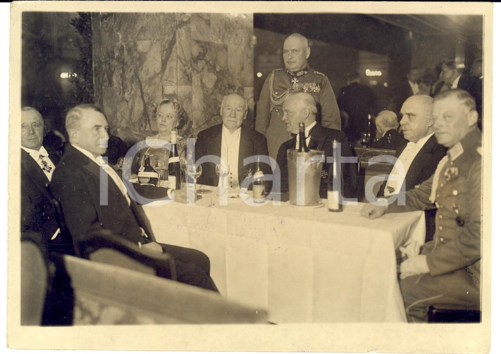 Fotografia d epoca originale 1933 BERLIN Kolonial Ball  General WIETZENDORF und Prominente Photo 1