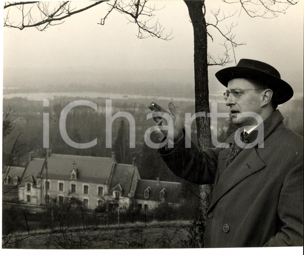 Fotografia d epoca originale 1957 ALLERY F Instituteur Roger PRUVOST auteur  Le diner de VIEULAINES  Photo 1
