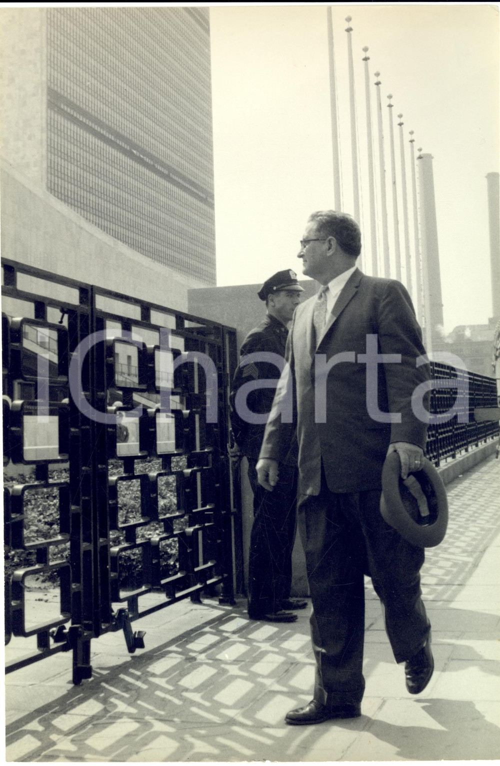 Fotografia d epoca originale 1960 MOSCOW Francis Gary POWERS father at espionage trial Photo 1