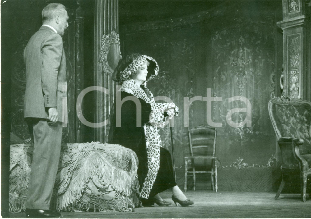 Fotografia d epoca originale 1962 PARIS Teatro Elvira POPESCU Jean OZENNE recitano LA CONTESSA Foto di scena 1