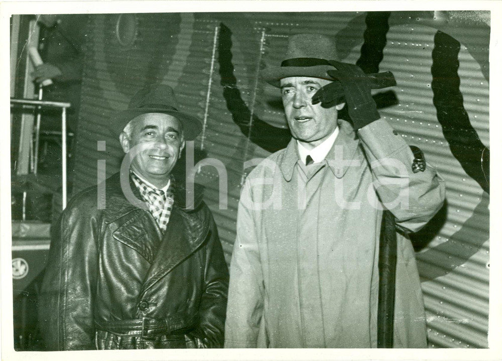 Fotografia d epoca originale 1935 PARIS Hans VON TSCHAMMER UND OSTEN Roland KOESTER incontro per OLIMPIADI 1