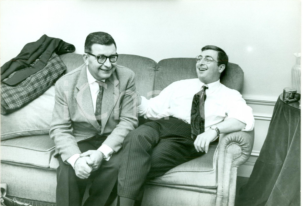 Fotografia d epoca originale 1965 ca PARIS Attore umorista Henri TISOT con il padre Fotografia 1