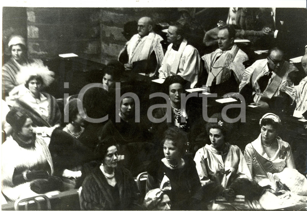 Fotografia d epoca originale 1960 BRUXELLES Nozze reali del BELGIO Invitati in Chiesa Fotografia 1