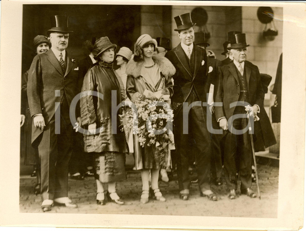 Fotografia d epoca originale 1931 WASHINGTON USA Prince and Princess of SWEDEN welcomed at station Photo 1