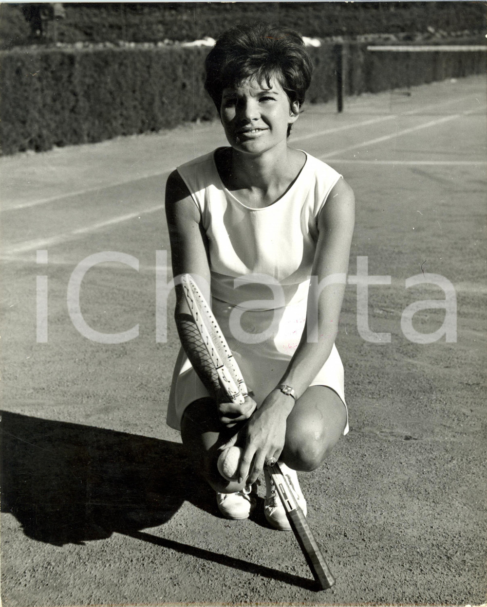 Fotografia d epoca originale 1975 ca GERMANY Tennis Champion Helga SCHULZE with her racket Photo 1
