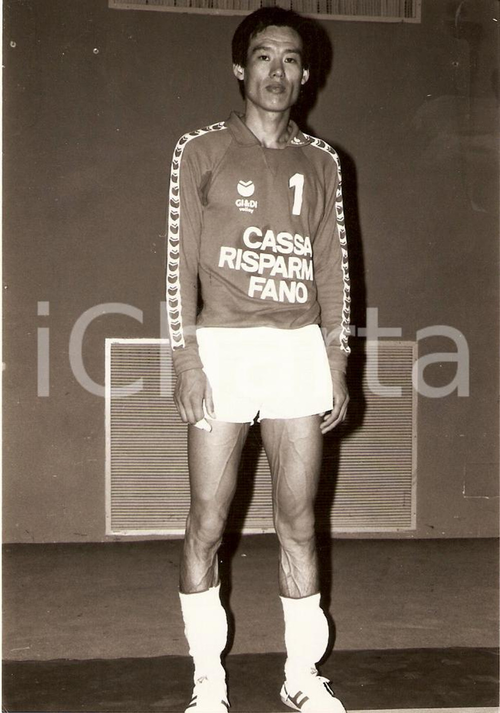 Fotografia d epoca originale 1985 ca FANO PU Pallavolo Kim SUNGOH Ritratto VIRTUS VOLLEY Fotografia 1
