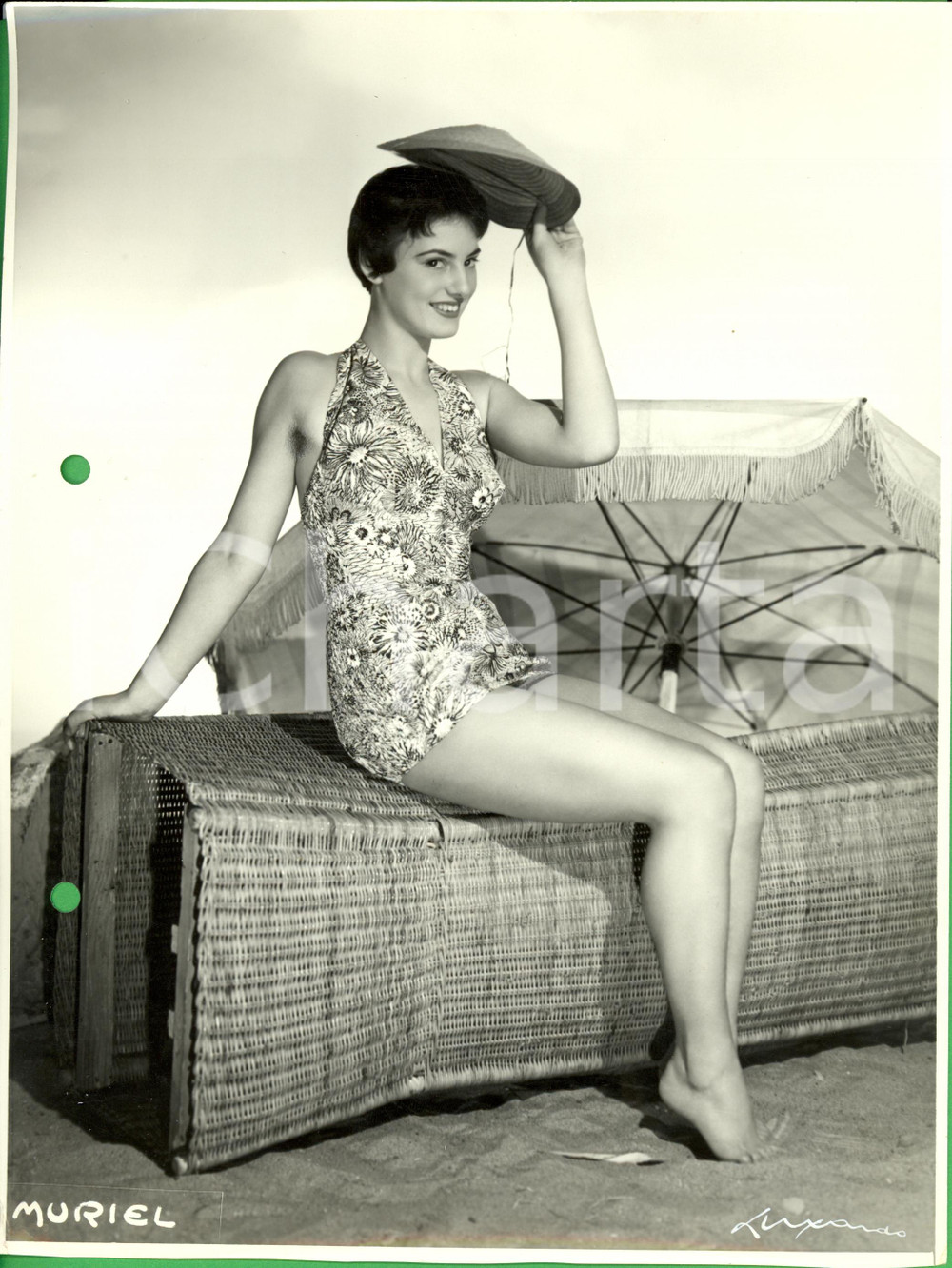 Fotografia d epoca originale 1960 ca MILANO MODA Costumi bagno MURIEL modella costume cappellino VINTAGE 1