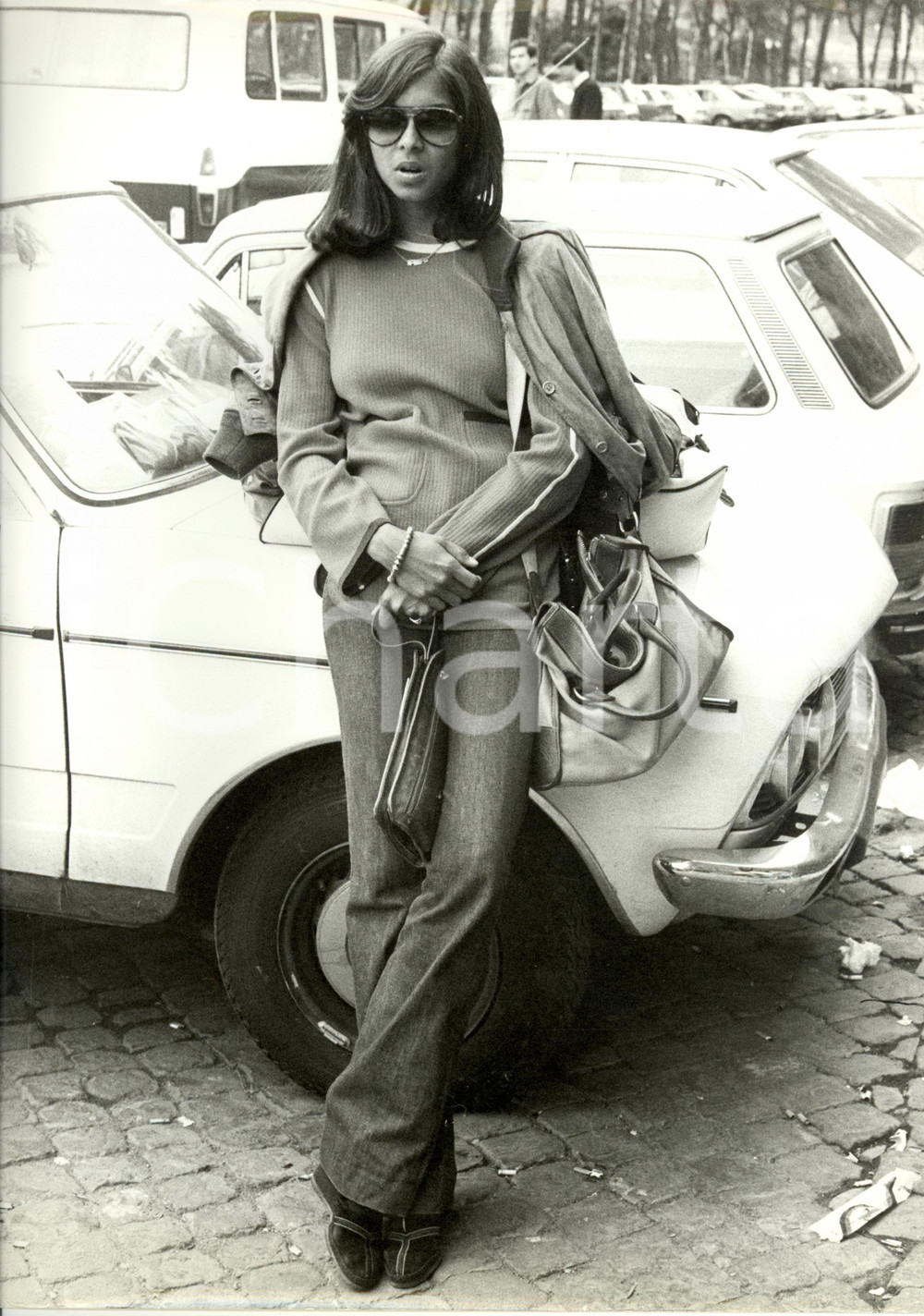 Fotografia d epoca originale 1975 ca MILANO Tennis Jeannie MOTOUSSAMY moglie di Arthur ASHE  30 x 24 cm 1