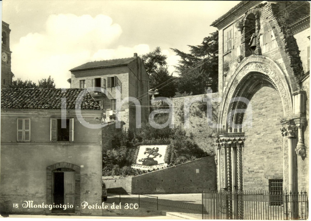 Cartolina originale da collezione 1960 ca MONTEGIORGIO FM Portale del  300 antica chiesa SAN SALVATORE FG NV 1