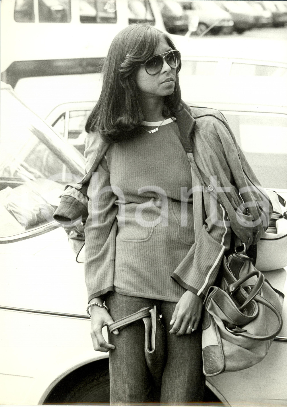 Fotografia d epoca originale 1975 ca MILANO Tennis Jeannie MOTOUSSAMY moglie di Arthur ASHE  Foto 24 x 30 1