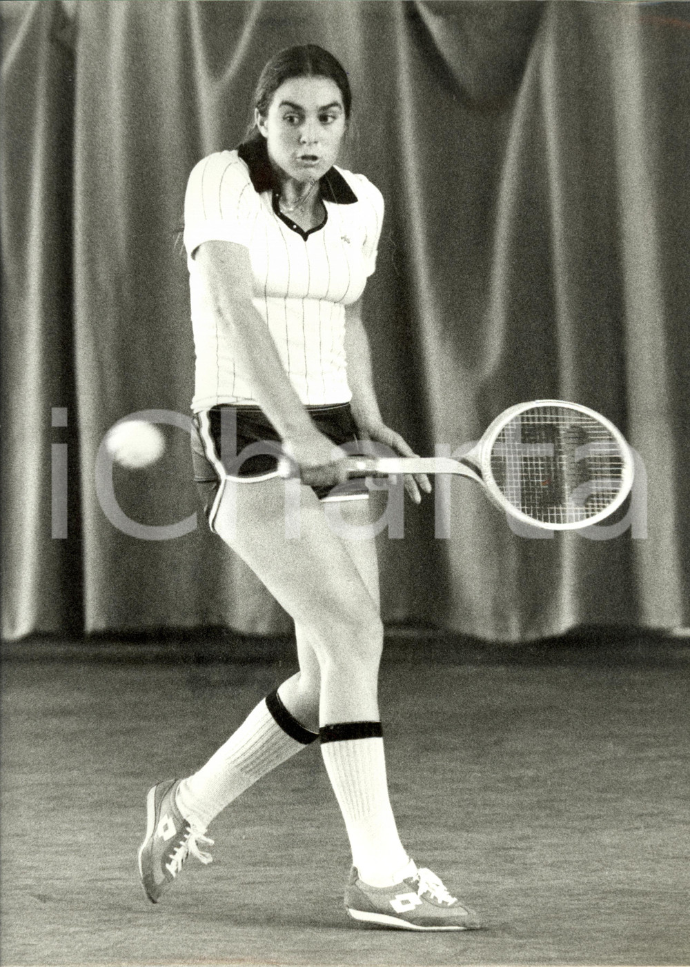 Fotografia d epoca originale 1985 ca TENNIS Sabina SIMMONDS si allena Fotografia 23 x 30 cm 1