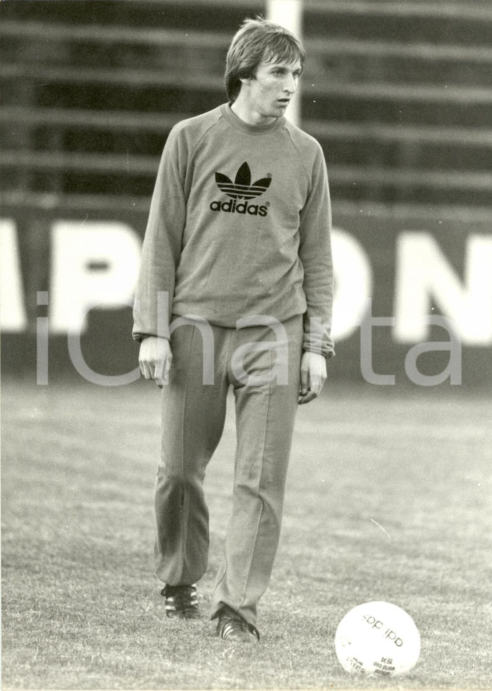 Fotografia d epoca originale 1980 ca CALCIO Andras TOROCSIK ADIDAS nazionale ungherese Foto 24 x 30 cm 1