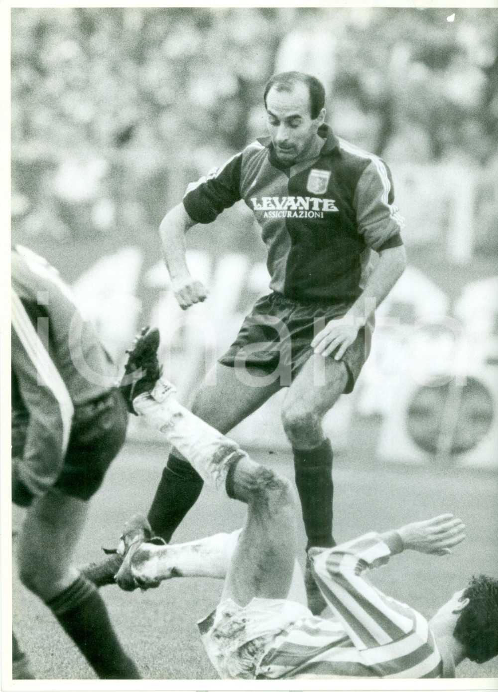 Fotografia d epoca originale 1986 GENOA CALCIO Calciatore Alessandro SCANZIANI Assicurazioni LEVANTE Foto 1
