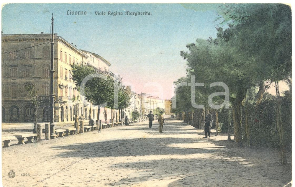Cartolina originale da collezione 1920 ca LIVORNO Viale REGINA MARGHERITA Cartolina postale ANIMATA FP VG 1