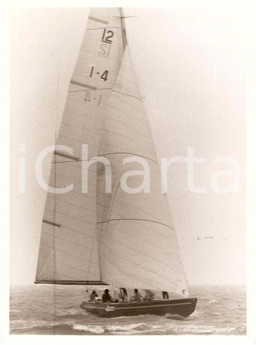 Fotografia d epoca originale 1983 NEWPORT USA Louis Vuitton Cup AZZURRA I4 durante regata SAILING Foto 1