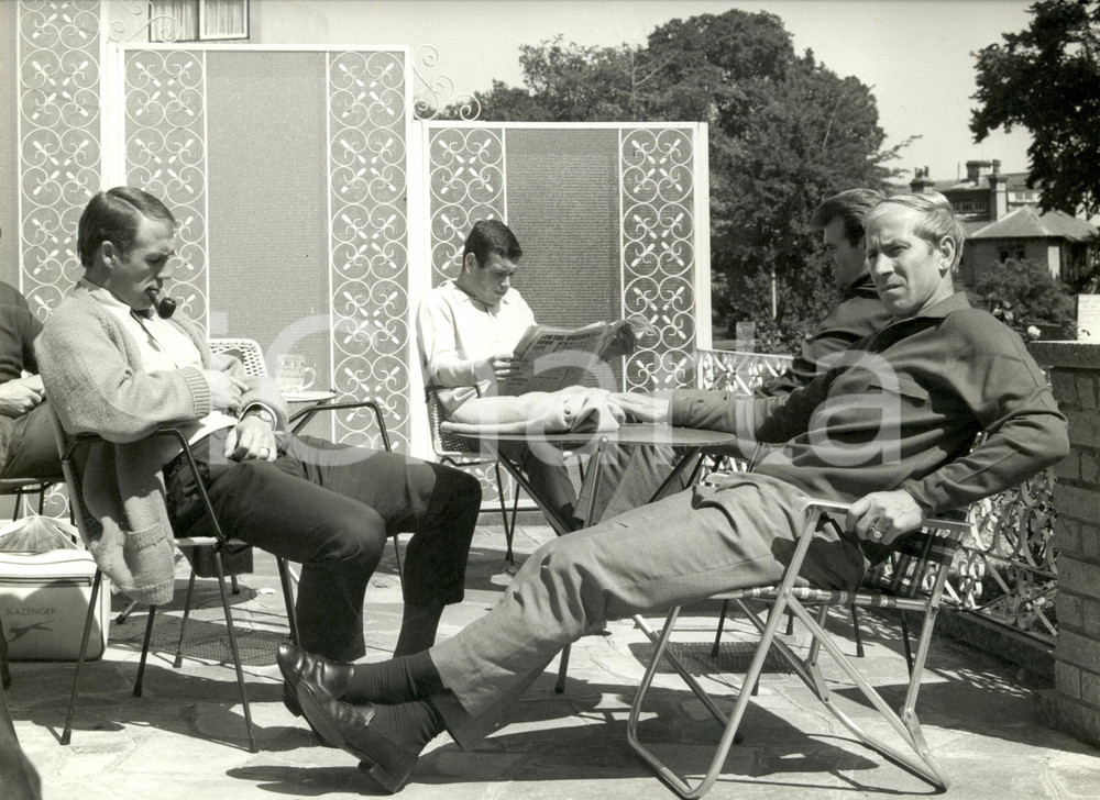 Fotografia d epoca originale 1966 INGHILTERRA Mondiali CALCIO Ray WILSON Bobby CHARLTON Ian CALLAGHAN Foto 1
