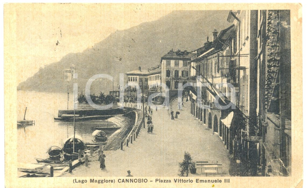 Cartolina originale da collezione 1934 CANNOBIO VB Piazza VITTORIO EMANUELE III Lago MAGGIORE ANIMATA FP VG 1