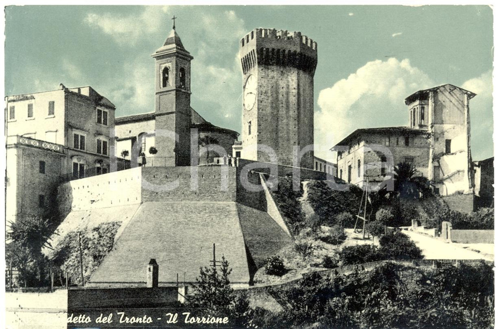 Cartolina originale da collezione 1957 SAN BENEDETTO DEL TRONTO AP Veduta del Torrione Cartolina FG VG 1