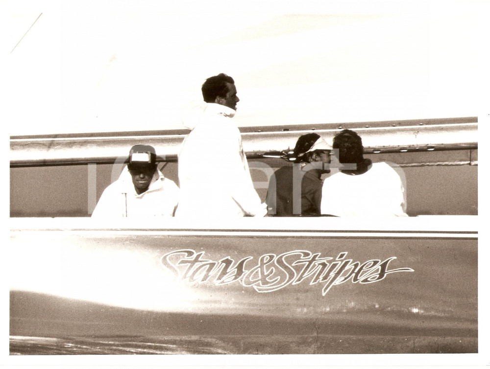 Fotografia d epoca originale 1987 FREMANTLE AU Louis Vuitton Cup STARS AND STRIPES Skipper Dennis CONNER 1