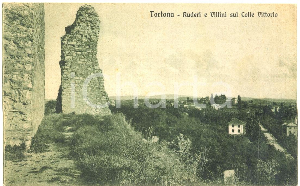 Cartolina originale da collezione 1939 TORTONA AL Ruderi e villini sul colle VITTORIO Cartolina postale FP VG 1