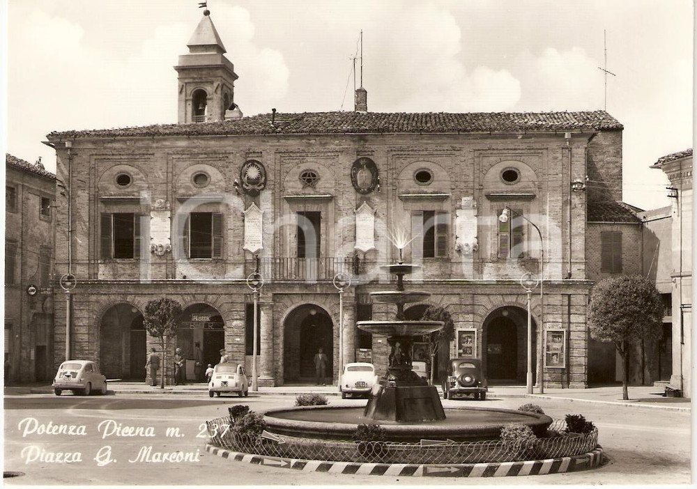 Cartolina originale da collezione 1955 ca POTENZA PICENA MC Piazza MARCONI Municipio Bar MOTTA Cartolina FG NV 1