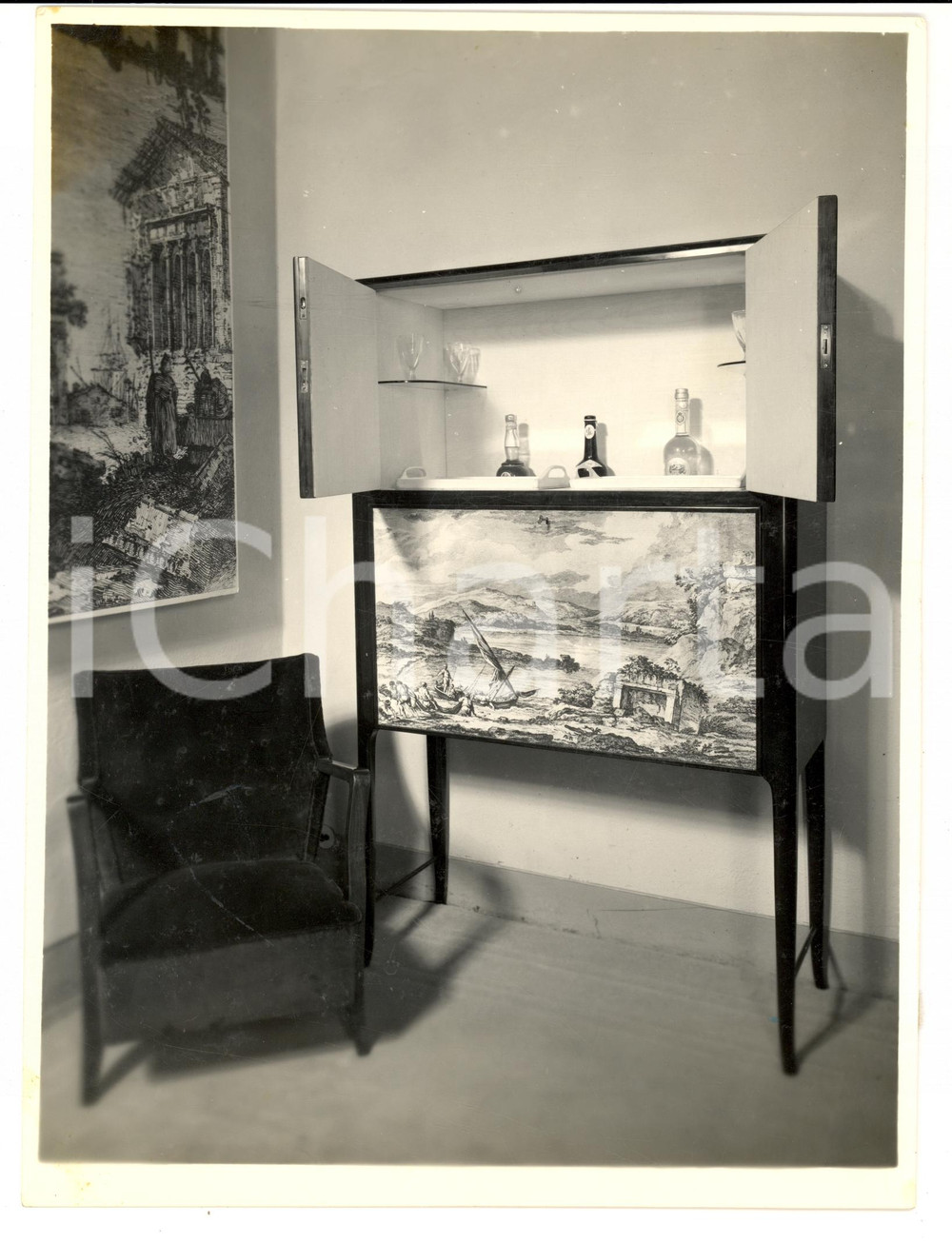 Fotografia d epoca originale 1960 ca SEVESO Fratelli BARNI Mobiletto bar con ribalta Foto MODERNARIATO 1