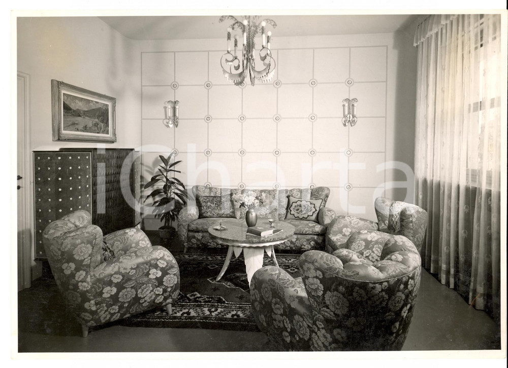 Fotografia d epoca originale 1960 ca SEVESO Mobili Fratelli BARNI Modello di salotto Foto FORTUNATI 1