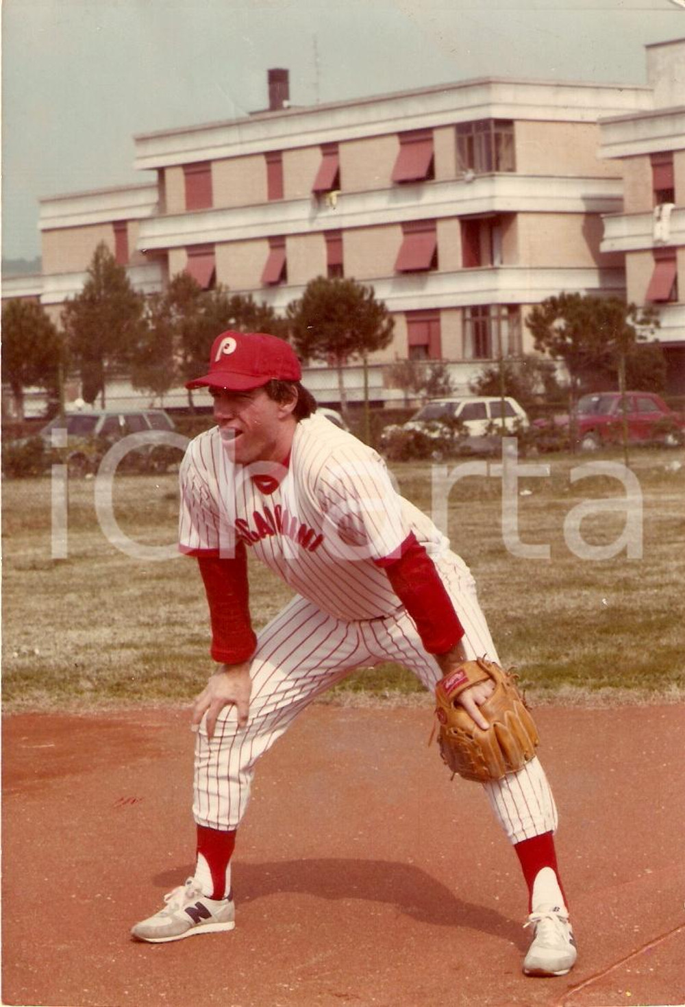 Fotografia d epoca originale 1985 ca PESARO Scavolini BASEBALL Club John GUGGIANA durante partita Fotografia 1