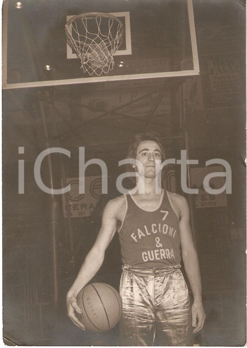 Fotografia d epoca originale 1980 ca PESARO Basket FALCIONI GUERRA Agostino SANI Pallacanestro Fotografia 1