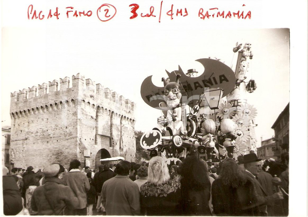 Fotografia d epoca originale 1989 FANO PU Carnevale BATMANIA Carro allegorico BATMAN JOKER Fotografia 1