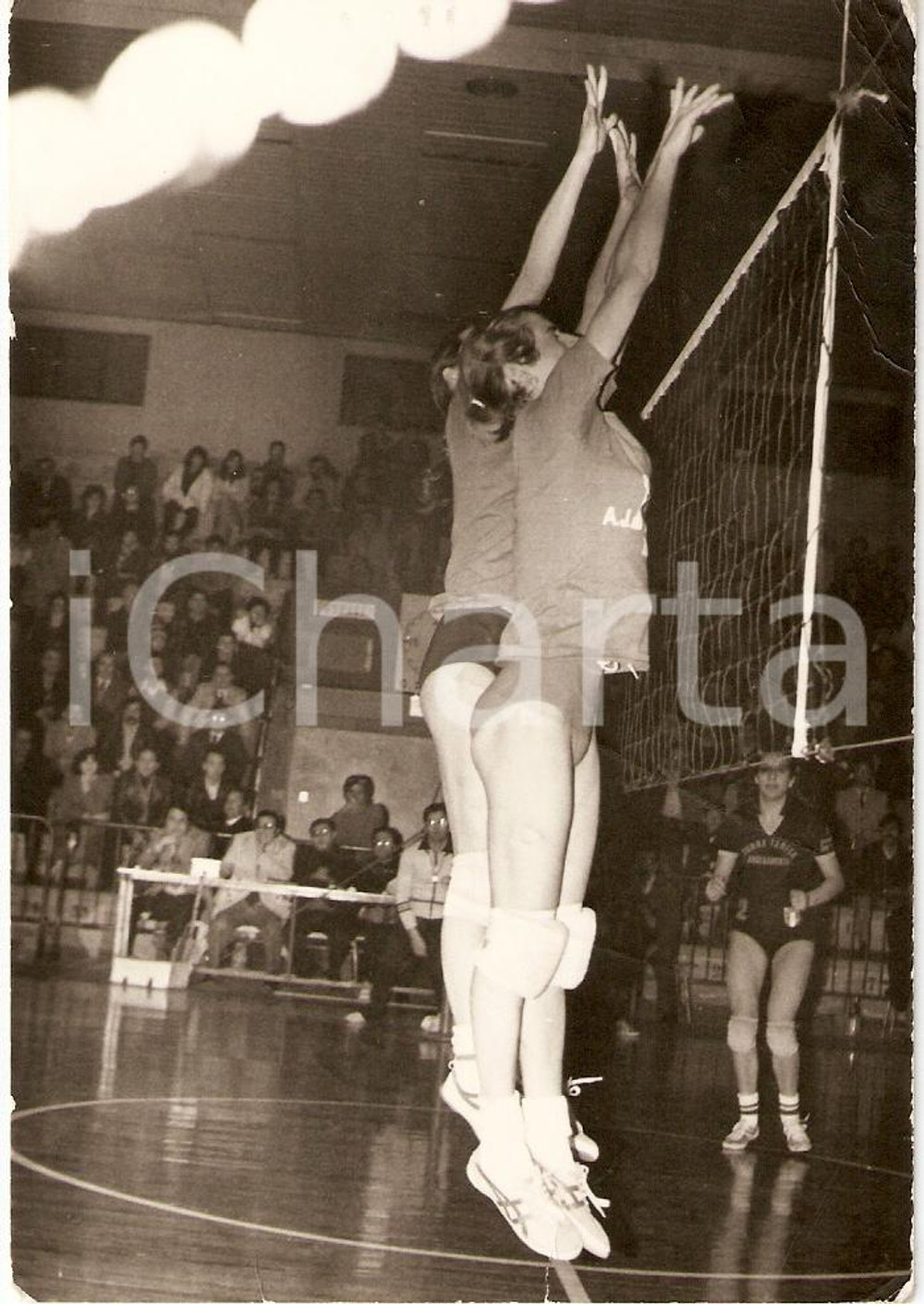 Fotografia d epoca originale 1985 ca FANO PU Pallavolo ISA INFISSI Francesca SALTARELLI Foto 1