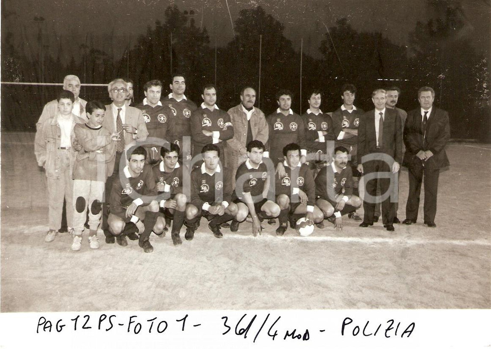 Fotografia d epoca originale 1985 ca PESARO Calcio Squadra POLIZIA DI STATO Foto di gruppo 1