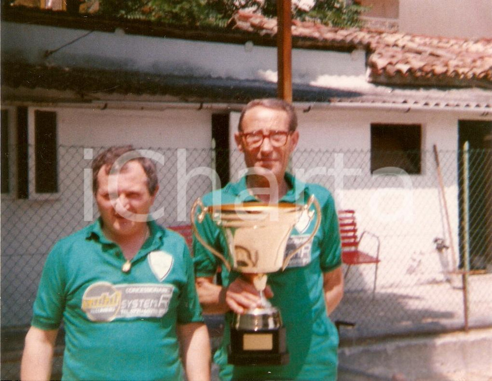 Fotografia d epoca originale 1985 ca CATTOLICA RN Walter MAZZA Elvino BIAGINI vincono Torneo bocce Foto 1