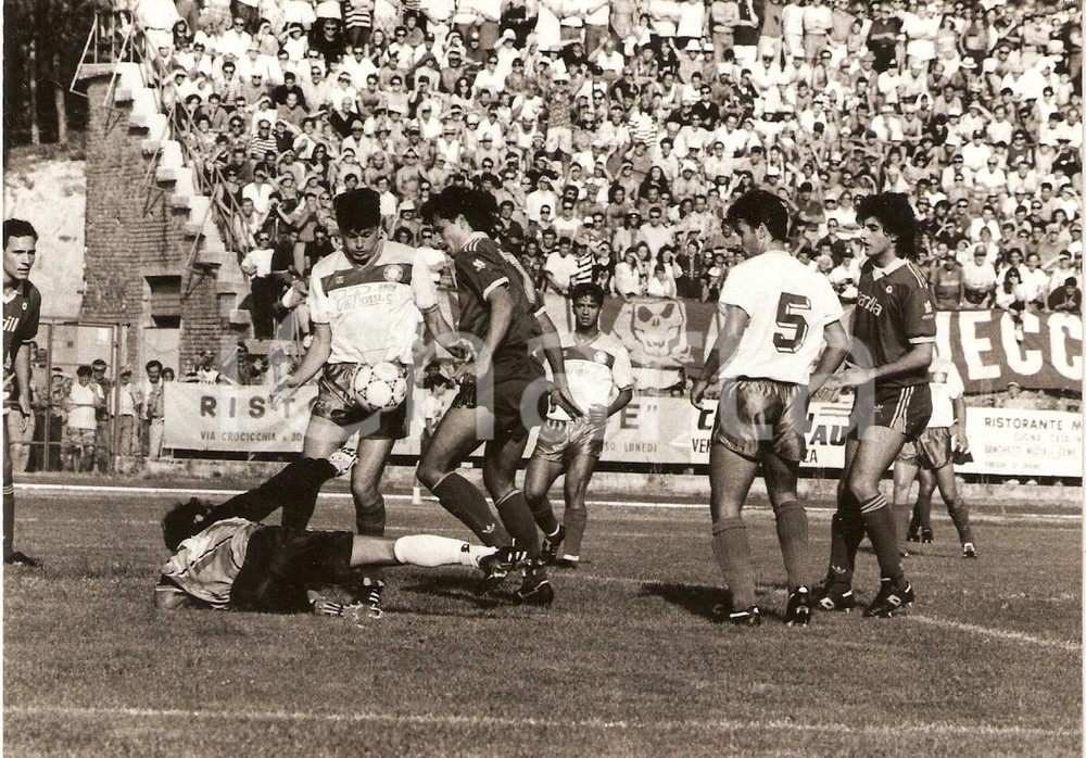 Fotografia d epoca originale 1991 URBINO Calcio A.S. ROMA vs. A.S. URBINO Sponsor BARILLA Foto 1