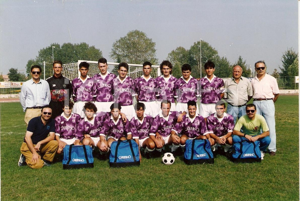 Fotografia d epoca originale 1985  1990 ca FANO PU Calcio CSI DELFINO Sponsor CARIFANO Foto di squadra 1