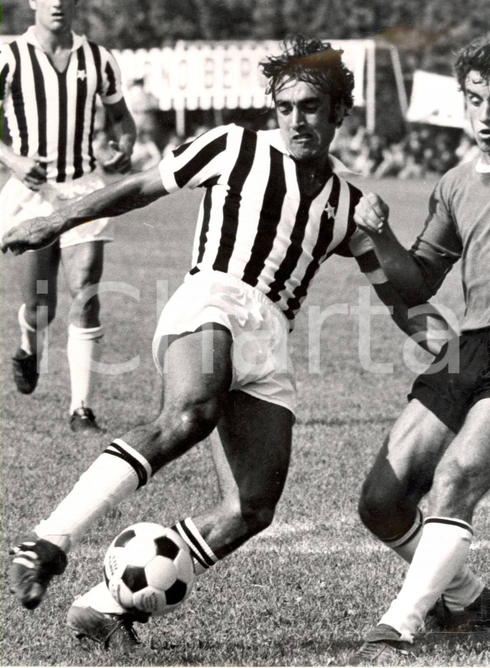 Fotografia d epoca originale 1970 ca CALCIO Fabio CAPELLO Pietro ANASTASI durante una partita della JUVENTUS 1